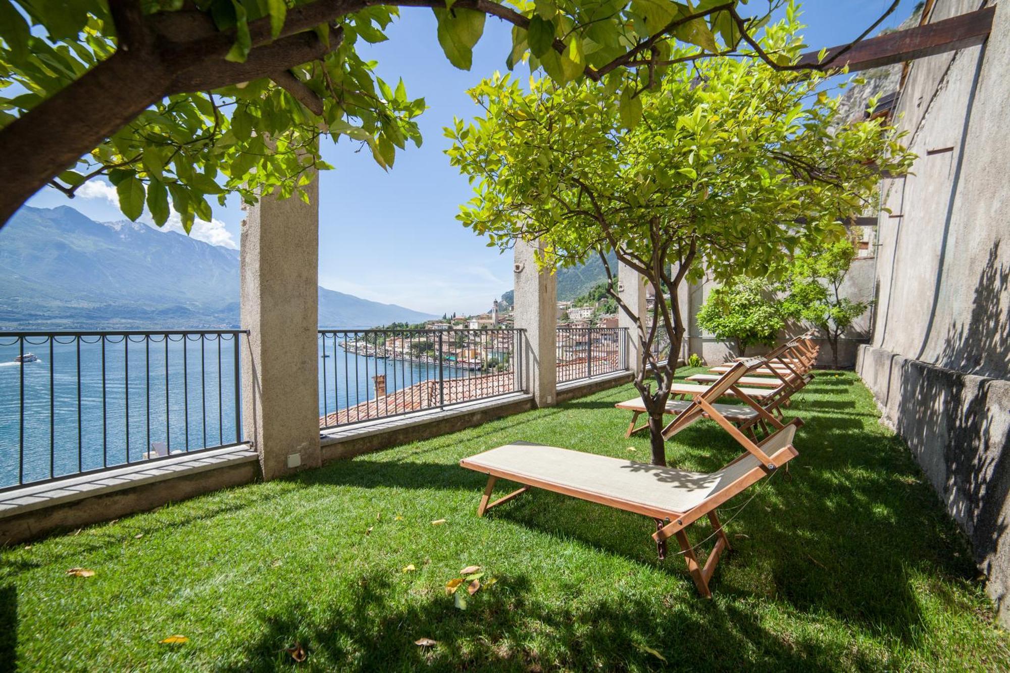 Hotel Splendid Palace Limone sul Garda Zewnętrze zdjęcie