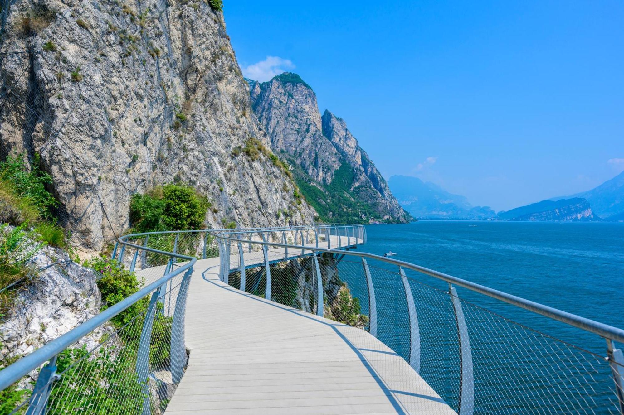 Hotel Splendid Palace Limone sul Garda Zewnętrze zdjęcie